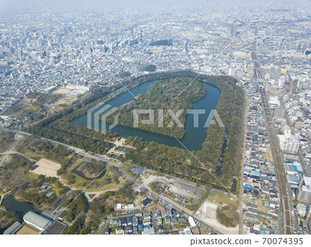 柿子,舊城墳墓組Nintoku皇帝Rui老墳塚鳥瞰圖 柿子,舊城墳墓組Nintoku皇帝Rui老墳塚鳥瞰圖 70074395