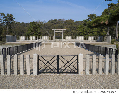 百鳥ori 古風古芬宮nintoku皇帝陵墓 照片素材 圖片 圖庫