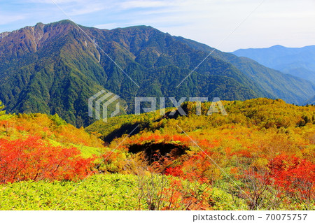 Beautiful Northern Alps Part 2010: Yakedake of Autumn Leaves Part 2010: Autumn Leaves and Northern Alps 2010 Beautiful Northern Alps Part 2010: Yakedake of Autumn Leaves Part 2010: Autumn Leaves and Northern Alps 2010 70075757