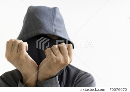 Image of a suspicious man being arrested 70076070