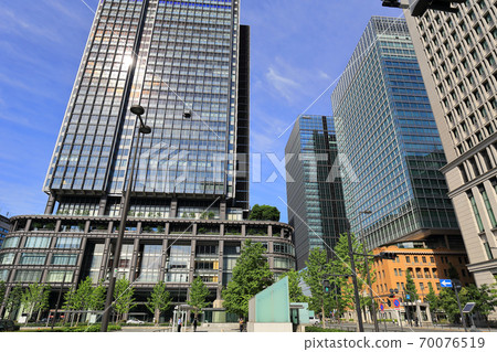 東京站丸之內站前廣場的景色 70076519