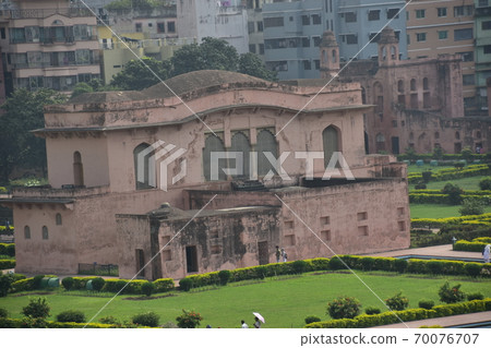 孟加拉國達卡,未完成的Larberg Fort城堡遺跡,現為博物館的閱覽室 孟加拉國達卡,未完成的Larberg Fort城堡遺跡,現為博物館的閱覽室 70076707