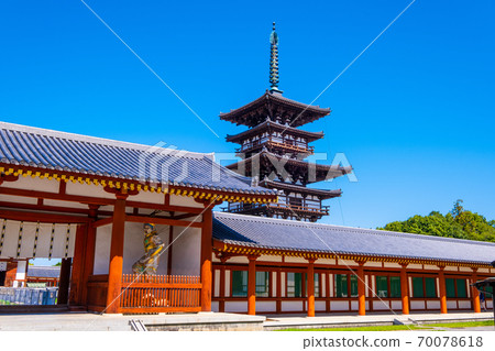 藥師寺東塔 70078618