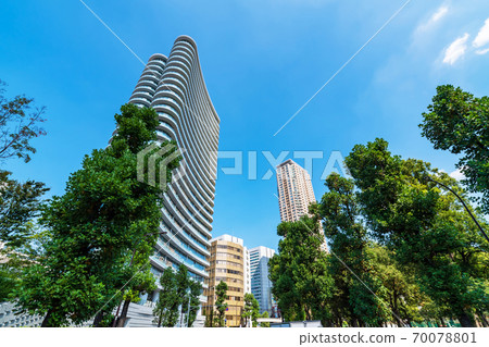 青山二丁目公園法院青山塔和城市景觀 70078801