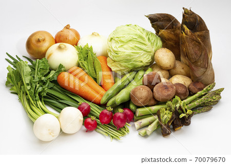 Various spring vegetables_bamboo shoots, asparagus, etc. Various spring vegetables_bamboo shoots, asparagus, etc. 70079670