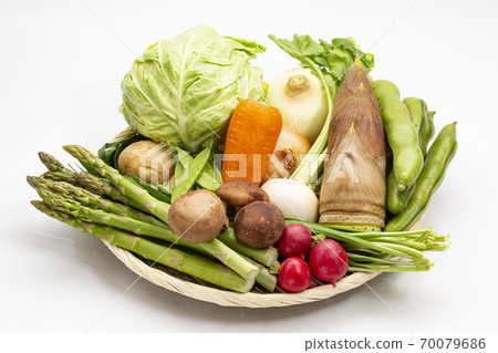 各種春季蔬菜_ Takenoko，Aspara等 70079686