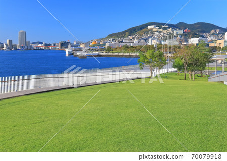 [Nagasaki Prefecture] Nagasaki City as seen from Matsugaeda International Terminal 70079918