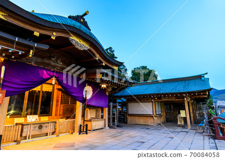 Suwa Shrine Illuminated [Nagasaki City] 70084058