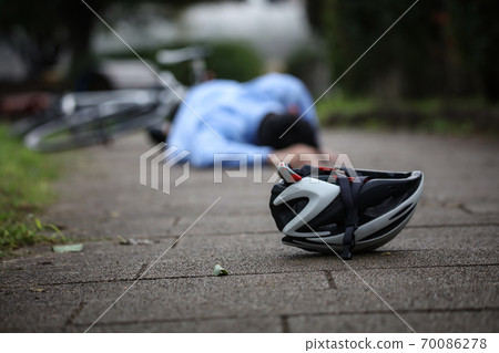 交通事故圖像 70086278