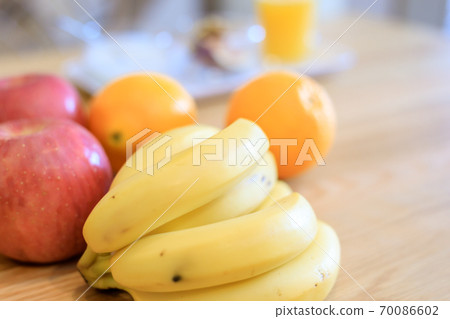 餐桌水果 70086602