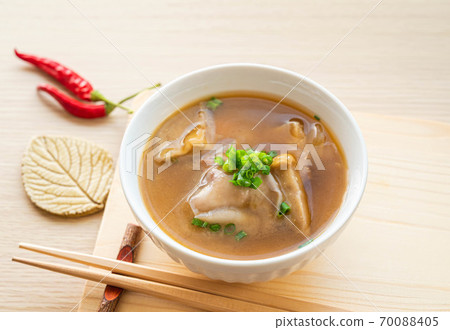 天然蘑菇汁 70088405