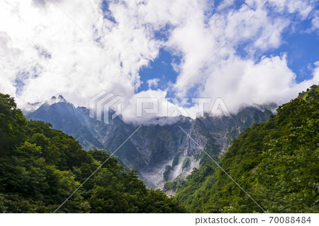 Mt. Tanigawa / Ichino Kurasawa ① 70088484
