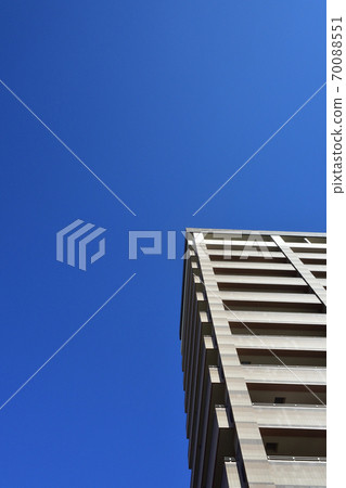 藍天和豪宅 藍天和豪宅 70088551