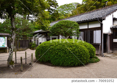 Scenery of Shiomi Nawate samurai residence 70091052