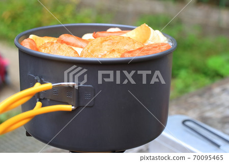 Oden made from mountaineering Oden made from mountaineering 70095465