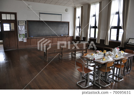 Toyosato Elementary School Old School Buildings Preparation Room 70095631