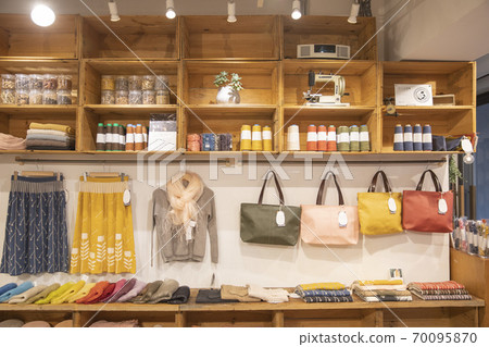 Fashion miscellaneous goods dyed with vegetable dyes Fashion miscellaneous goods dyed with vegetable dyes 70095870