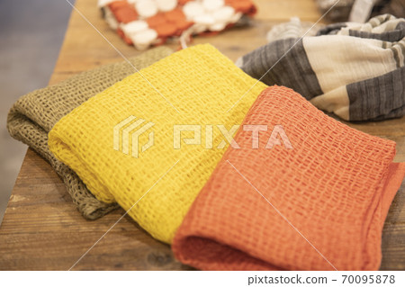 Fashion miscellaneous goods dyed with vegetable dyes Fashion miscellaneous goods dyed with vegetable dyes 70095878