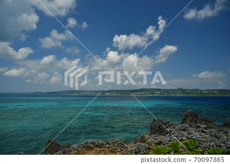 Okinawa main island seen from Komaka island Okinawa main island seen from Komaka island 70097865