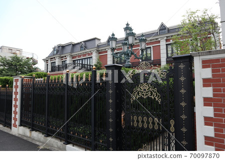 Daikanyama cityscape 70097870