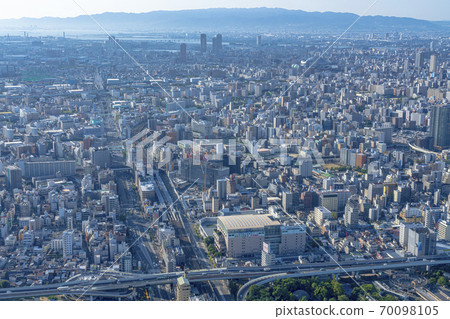 Osaka cityscape West direction from Abeno Harukas 70098105