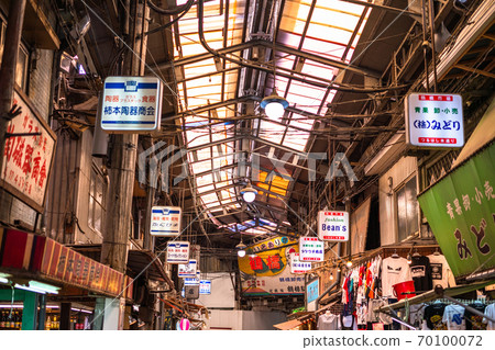 << Osaka >> Tsuruhashi Shopping Street << Osaka >> Tsuruhashi Shopping Street 70100072