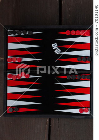 Close-up of a backgammon table 70101140