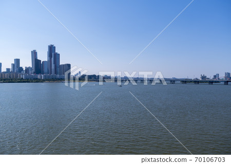 Yeouido, Yeongdeungpo-gu, Seoul 70106703