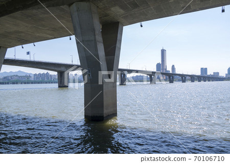 首爾永登浦區汝矣島 70106710