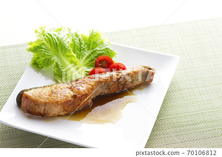 鮭魚Muniel 5 70106812