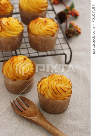 Homemade sweet potato 70107197