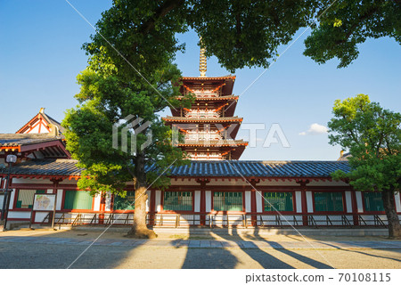 Shitennoji Temple in Tennoji Shitennoji Temple in Tennoji 70108115