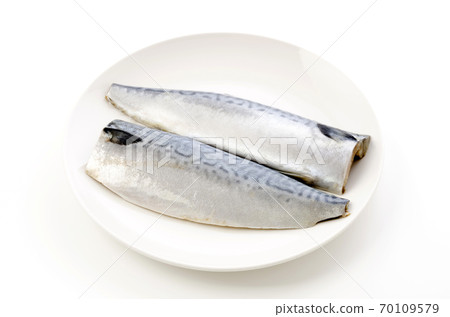 Salt mackerel fillet 70109579