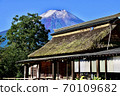 Mt. Fuji first snowfall 02 70109682