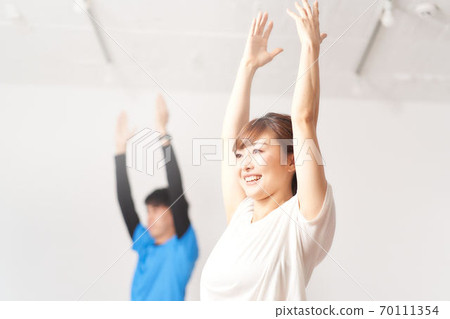 Yoga women and men Yoga women and men 70111354