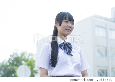 高中女生肖像 70114549