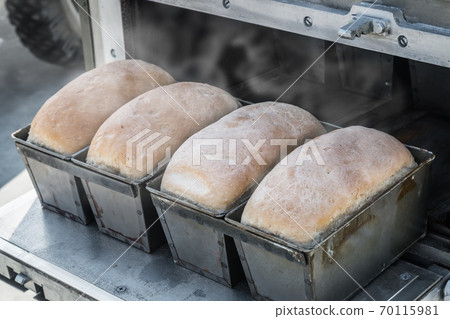 freshly baked bread made in the oven freshly baked bread made in the oven 70115981