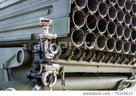 scope and gun carriages multiple launch rocket system weapons scope and gun carriages multiple launch rocket system weapons 70116012