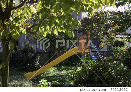 An empty park An empty park 70118012