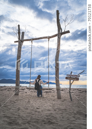 Branch of the beach 70121738