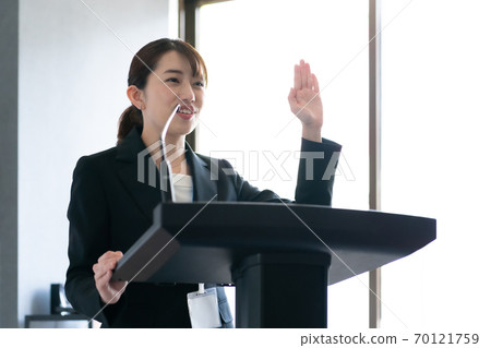 female, females, woman 70121759