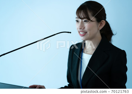 female, females, woman 70121763