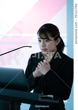 female, lady, woman 70121768