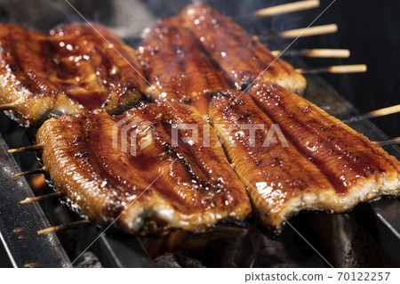 木炭烤鰻魚 70122257