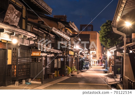 《Gifu Prefecture》 Hida Takayama / Old Townscape 《Night View》 70122534