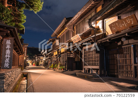 《Gifu Prefecture》 Hida Takayama / Old Townscape 《Night View》 70122559