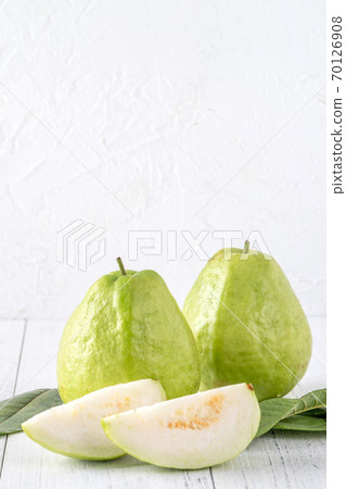Guava guava wood background rustic leaf Guava white fruit leaf グアバ fruit Guava guava wood background rustic leaf Guava white fruit leaf グアバ fruit 70126908