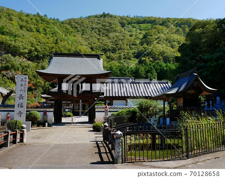 Chofukuji Sanmon 70128658