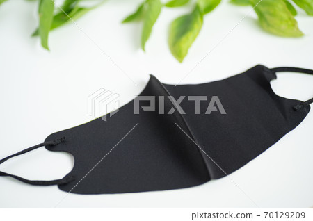 New coronavirus countermeasure urethane mask 70129209