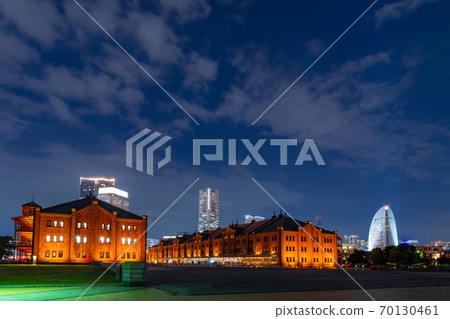 橫濱港未來紅磚倉庫夜景 70130461